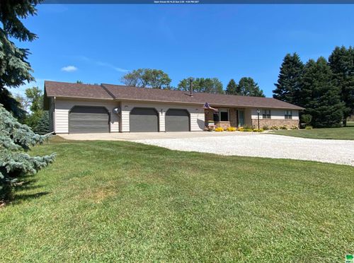16584 Pine Ln, Le Mars, IA, 51031-8496 | Card Image