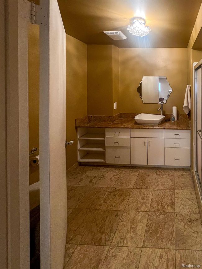 4197 Strathdale Ln, House other with 4 bedrooms, 5 bathrooms and null parking in West Bloomfield MI | Image 19