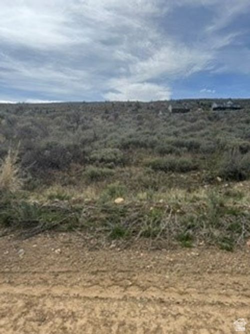 19-3113 S Bunch Grass Dr, Garden City, UT, 84028-7894 | Card Image