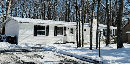 130 Cottonwood Ct, Milford, PA, 18337-5015 | Card Image