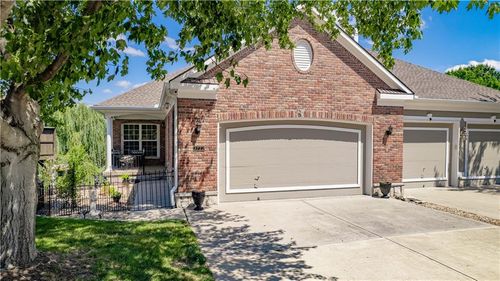 3722 Bolger Ct, Independence, MO, 64055-3970 | Card Image