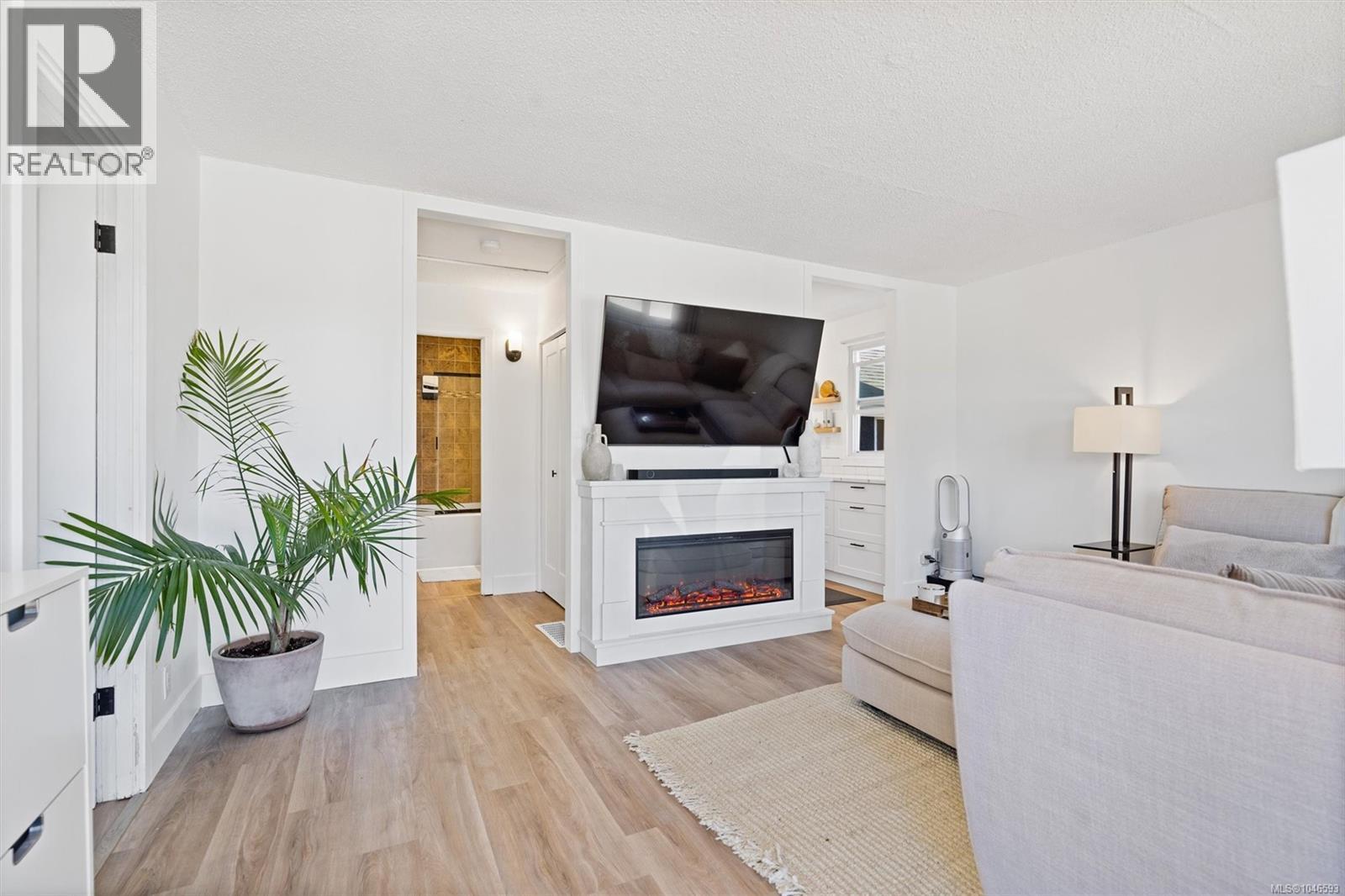Residential in Esquimalt 2