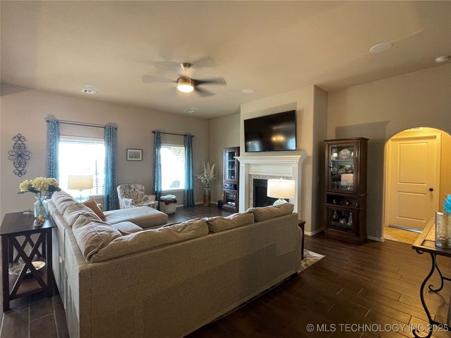 2613 W Van Buren Ct, House other with 4 bedrooms, 2 bathrooms and null parking in Broken Arrow OK | Image 7