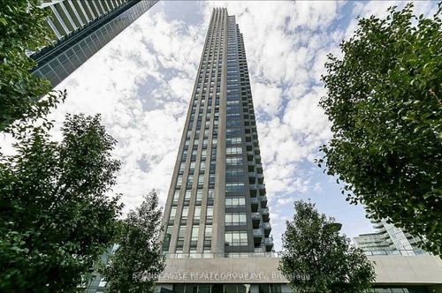 2401-36 Park Lawn Road, Etobicoke, ON, M8V0E5 | Card Image