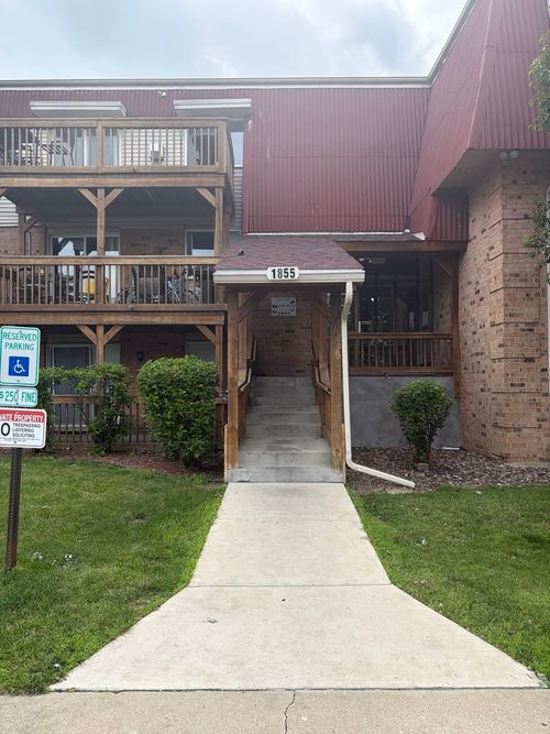 3301-1855 Tall Oaks Dr, Aurora, IL, 60505-1249 | Card Image