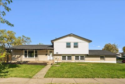 17122 Magnolia Drive, House other with 4 bedrooms, 2 bathrooms and 2 parking in Hazel Crest IL | Image 1