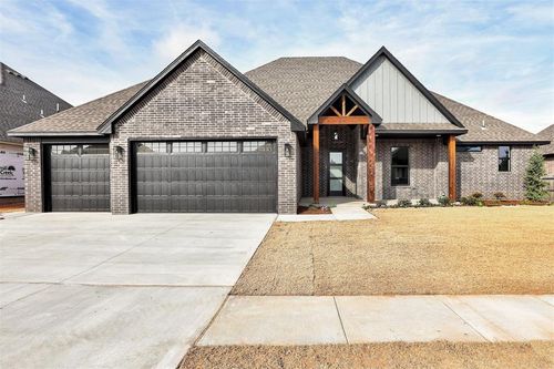 5709 Tiger Stone Dr, Mustang, OK, 73064-7276 | Card Image