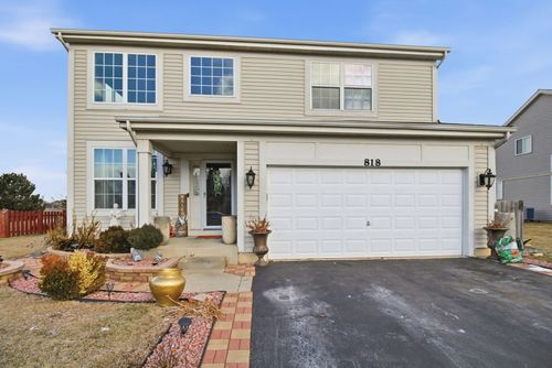 818 Vertin Blvd, Shorewood, IL, 60404-7235 | Card Image