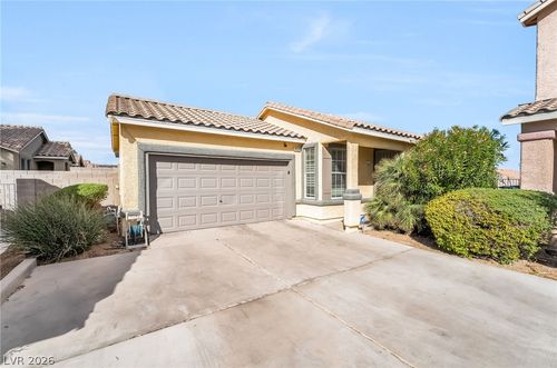 4950 Droubay Dr, Las Vegas, NV, 89122-8132 | Card Image