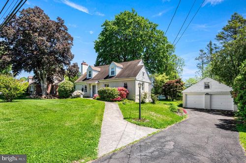 105 Village Dr, FEASTERVILLE TREVOSE, PA, 19053-6434 | Card Image
