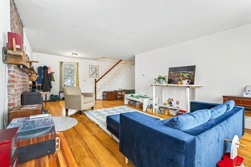 631 N Cream Hill Rd, Shoreham, VT, 05770-9792 | Card Image