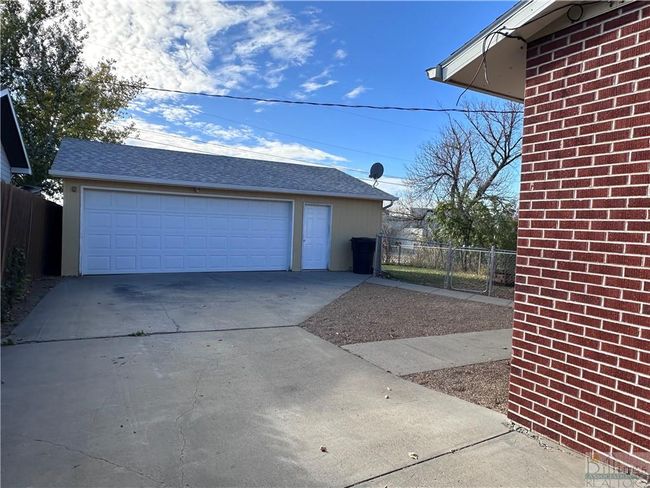 807 10 Th Ave N, House other with 3 bedrooms, 3 bathrooms and null parking in Glasgow MT | Image 4