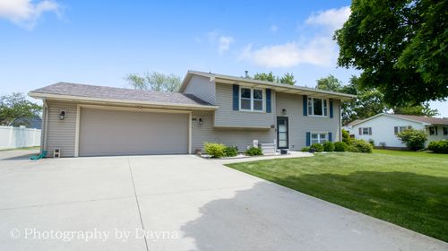 1464 Rivard Dr, Bourbonnais, IL, 60914-9711 | Card Image