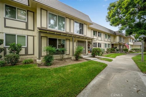 4046 Via Encinas, Cypress, CA, 90630 | Card Image