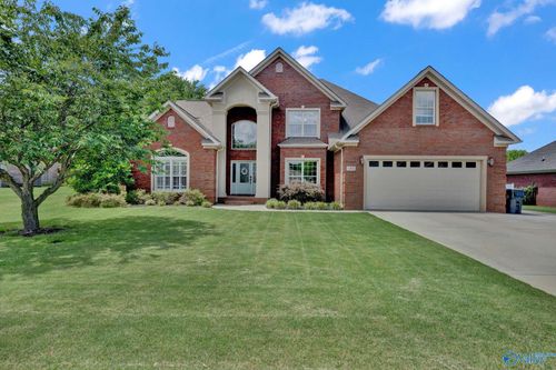 180 Derby Dr, Decatur, AL, 35603-6900 | Card Image