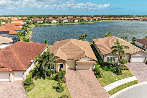 283 Toscavilla Blvd, NORTH VENICE, FL, 34275-1012 | Card Image