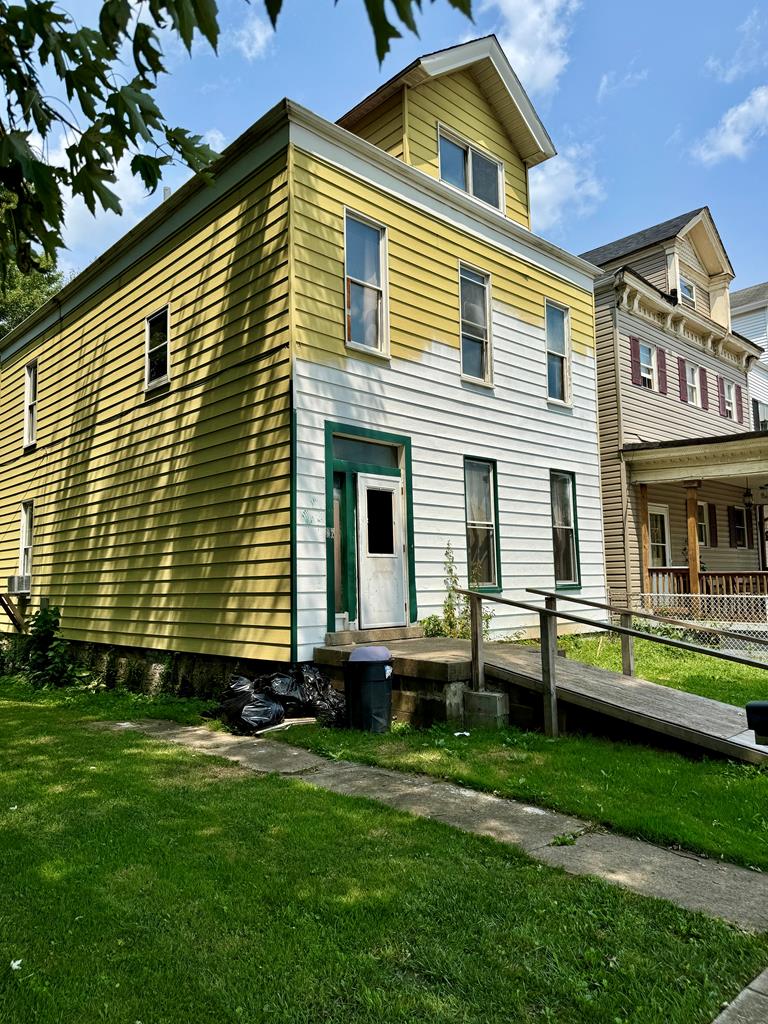 Virginia St, Wheeling, WV 26003