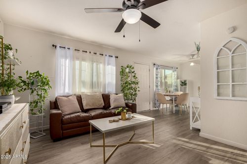 8554 E Belleview St, Scottsdale, AZ, 85257-4178 | Card Image