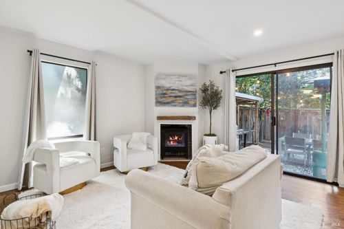 1302 Marylyn Circle, Petaluma, CA, 94954 | Card Image