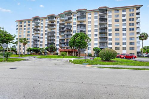 706-4174 Inverrary Dr, Lauderhill, FL, 33319-4578 | Card Image