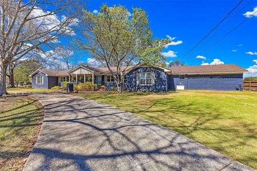 201 Greencrest Ln, Prattville, AL, 36067-1905 | Card Image