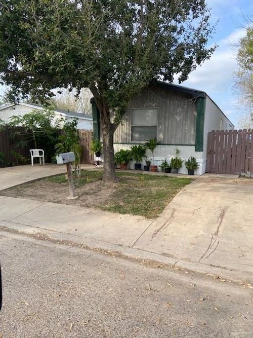 312 E Pino St, San Juan, TX, 78589-3978 | Card Image