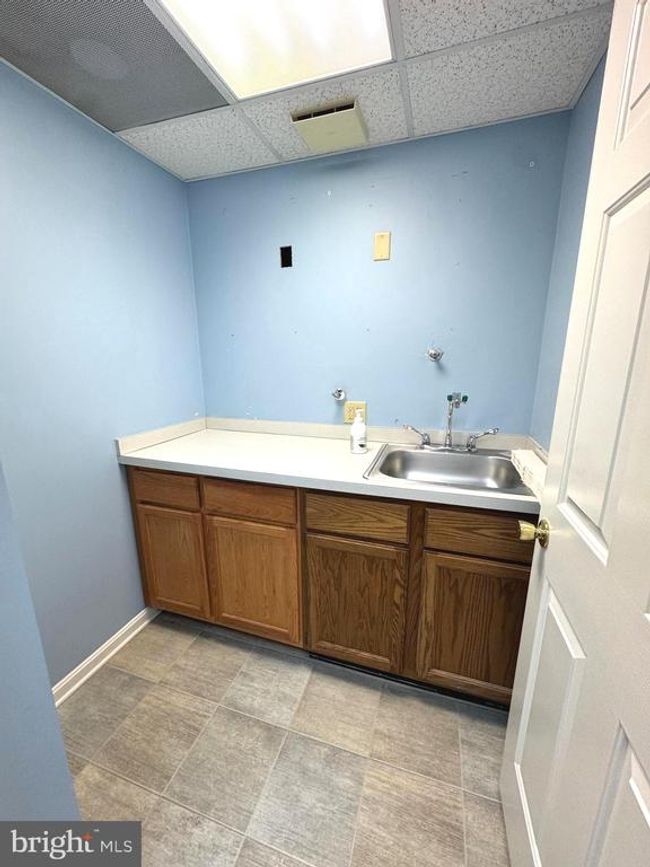700 Spring Garden Dr, Home with 0 bedrooms, 2 bathrooms and null parking in Middletown PA | Image 7