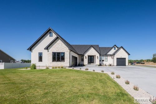 5525 Klamath Falls St, Ammon, ID, 83406-5155 | Card Image