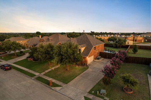 5732 Chateau Dr, Sachse, TX, 75048-2257 | Card Image