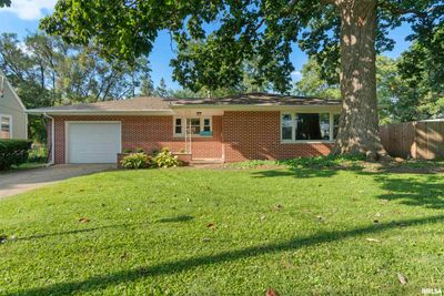 1119 E Melbourne Avenue, House other with 3 bedrooms, 2 bathrooms and null parking in Peoria IL | Image 1