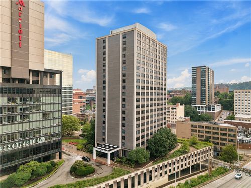 6a-112 Washington Pl, Pittsburgh, PA, 15219-3429 | Card Image