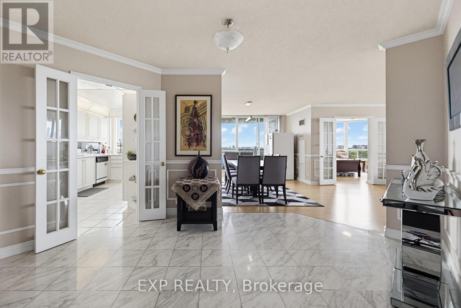 Residential in Toronto (Tam O'Shanter-Sullivan) 5