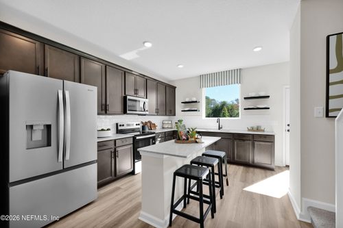 3881 Baxley Villas Ct, Middleburg, FL, 32068-4937 | Card Image