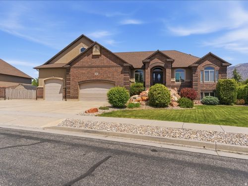 2614 W 2450 N, Farr West, UT, 84404-8710 | Card Image