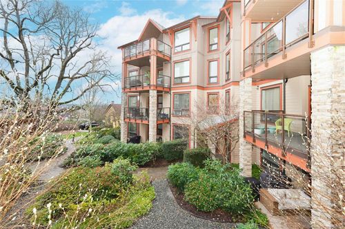 208-4529 W Saanich Rd, Victoria, BC, V8Z3G3 | Card Image