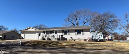 400 S Cedar St, New London, IA, 52645-1736 | Card Image