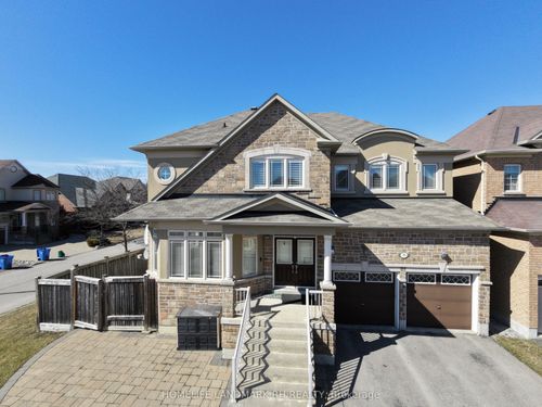 lower-level-78 Halldorson Ave, Aurora, ON, L4G7Z4 | Card Image