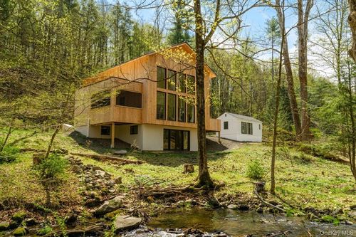 332 Mohonk Rd, High Falls, NY, 12440-5301 | Card Image