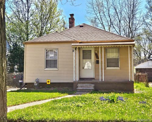 19724 Elkhart St, Harper Woods, MI, 48225-2232 | Card Image