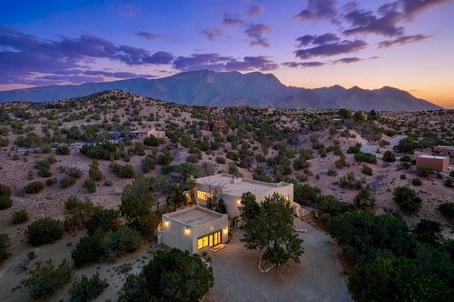 16 Chaparral Rd, Placitas, NM, 87043-9217 | Card Image