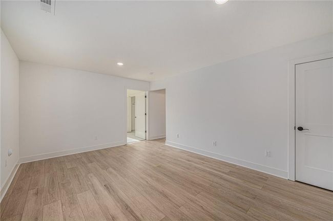 22903 W 72 Nd Ter, Townhouse with 4 bedrooms, 4 bathrooms and null parking in Shawnee KS | Image 20