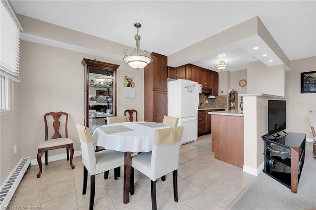 512 - 793 Colborne St, House attached with 3 bedrooms, 1 bathrooms and 2 parking in Brantford ON | Image 13