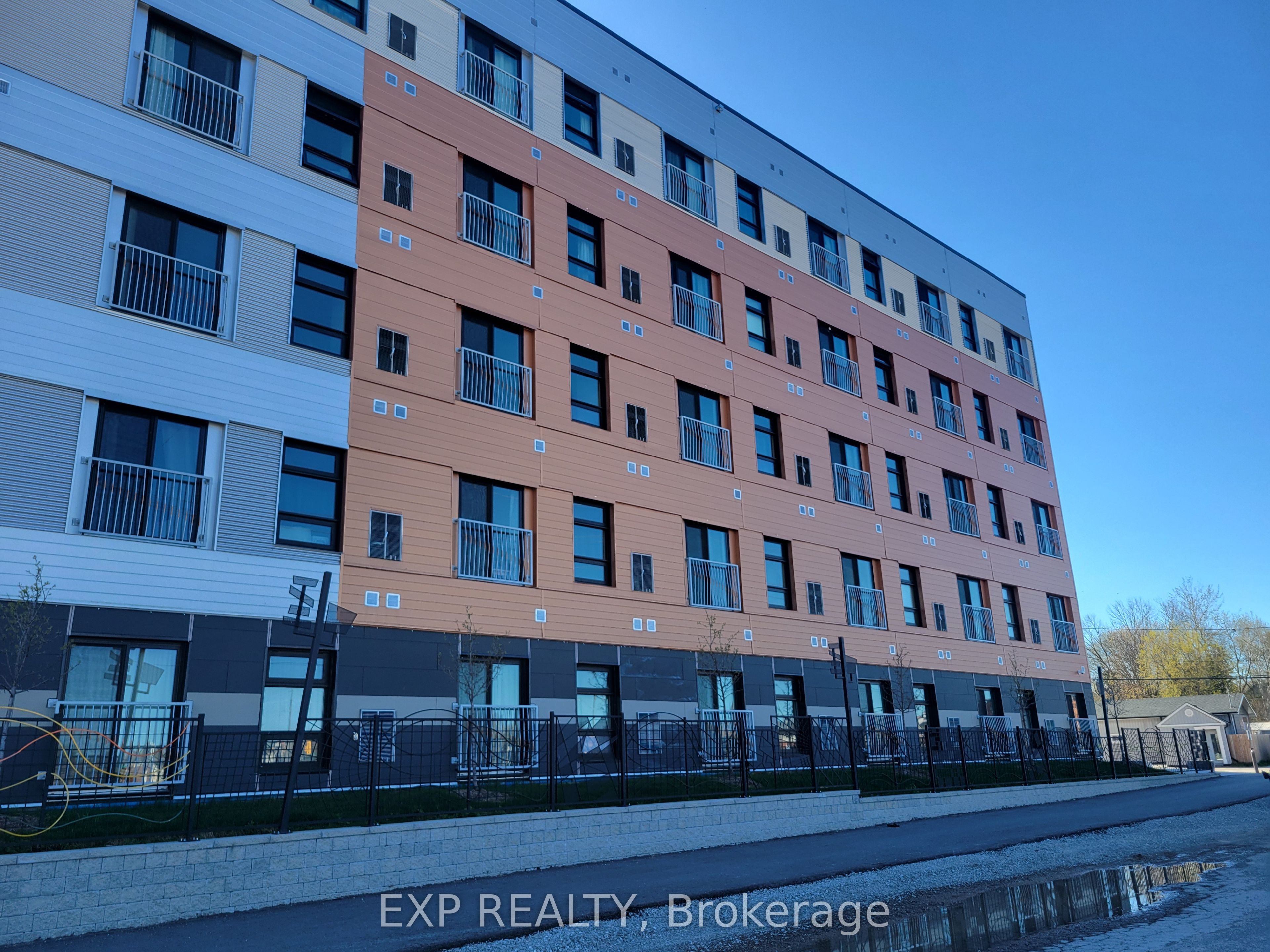 Residential Lease in Orillia 2