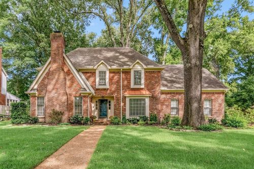 2108 Prestwick Dr, Germantown, TN, 38139-3456 | Card Image