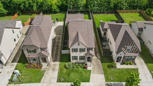 1569 Brockton Ln, Nashville, TN, 37221-2524 | Card Image