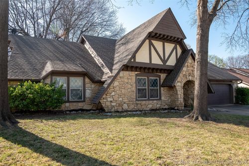 8212 S 74th Eastavenue, Tulsa, OK, 74133 | Card Image