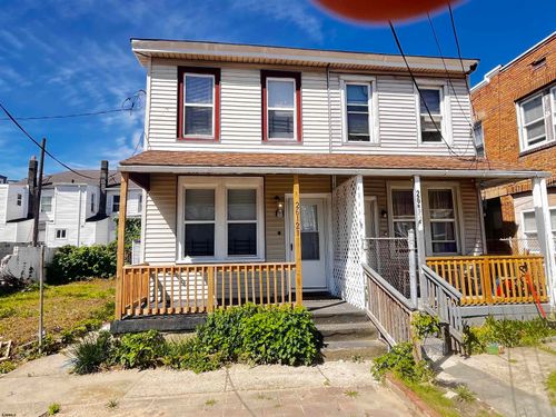 26 1/2 S Georgia Ave, Atlantic City, NJ, 08401-6648 | Card Image