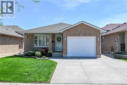 30 Tallman Street, Stoney Creek, ON, L8E5Y2 | Card Image