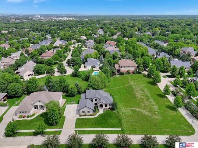 2020 Ridgeline Dr, House other with 5 bedrooms, 4 bathrooms and 3 parking in Lincoln NE | Image 72