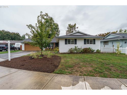 3635 Se Helen Ct, Troutdale, OR, 97060-2524 | Card Image